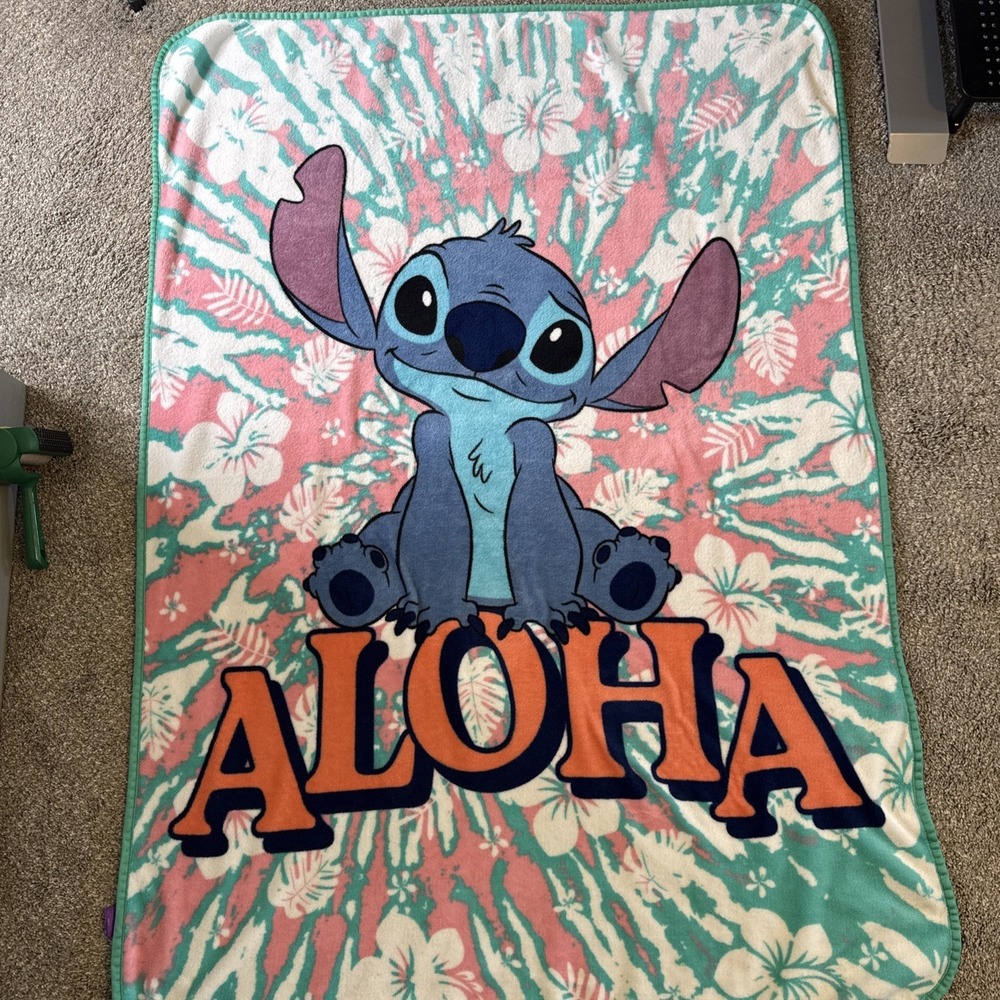 Disney Lilo & Stitch Plush Blanket "Aloha" 41"W x 60" L